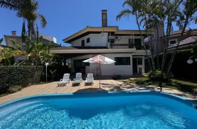 Casa com 5 quartos à venda na Avenida dos Búzios, 1571, Jurerê Internacional, Florianópolis por R$ 7.490.000