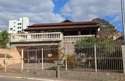 Casa com 4 quartos à venda no Centro, Mateus Leme 