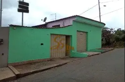 Imperdível, casa de 200m² no vale verde, mateus leme - mg