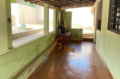 Casa com 3 quartos à venda no Central, Mateus Leme 