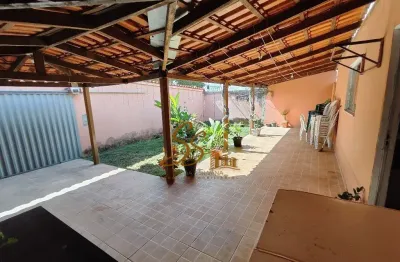 Casa com 3 quartos à venda no Central, Mateus Leme 