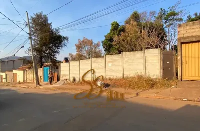 Terreno à venda no Planalto, Mateus Leme 