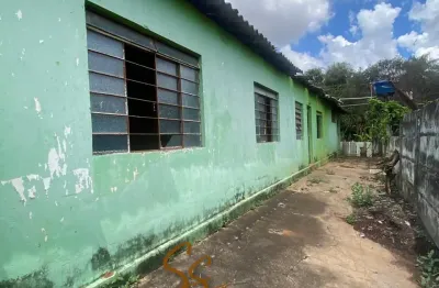 Casa com 3 quartos à venda no Centro, Mateus Leme 