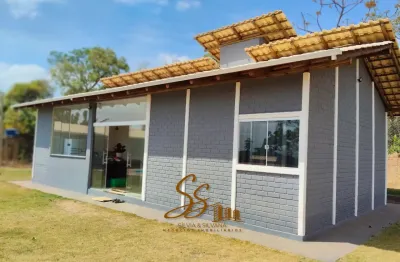 Chácara em juatuba – bairro braúnas terreno com 1.000 m², todo cercado com tela;  casa com mais de 100 m² de área construída;