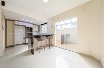 Sobrado em condomínio à venda - 144,5 m2  - 3 quartos (1 suíte) - 2 vagas - ático - área gourmet