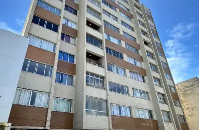 Pituba 3/4 sendo 01 suíte, andar intermediário, nascente total!!