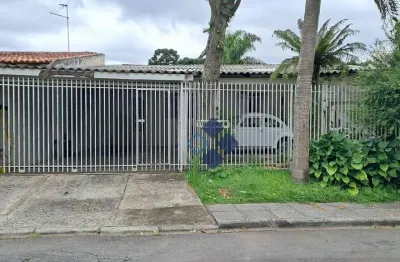 Casa térrea aconchegante, em localização privilegiada do orleans, curitiba, pr