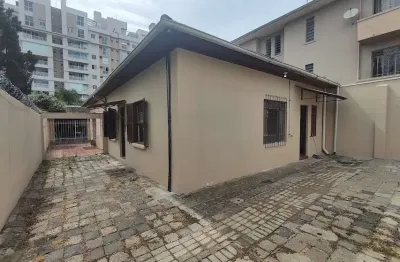 Residência com 2 quartos  para alugar, 59.00 m2 por r$2300.00  - reboucas - curitiba/pr