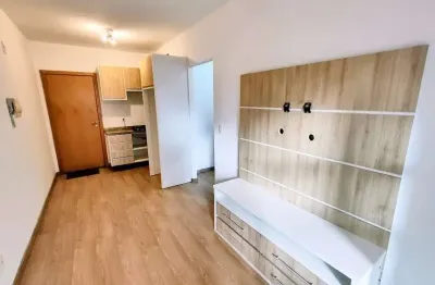 Apartamento com 1 quarto  para alugar, 35.00 m2 por r$2300.00  - centro - curitiba/pr
