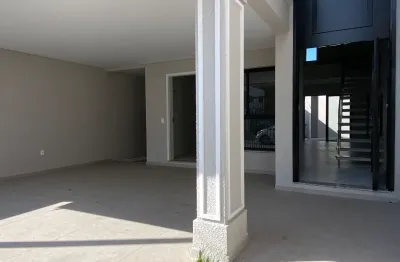 Casa com 3 quartos à venda na Rua Juvenal Garcia, Centro, Itajaí