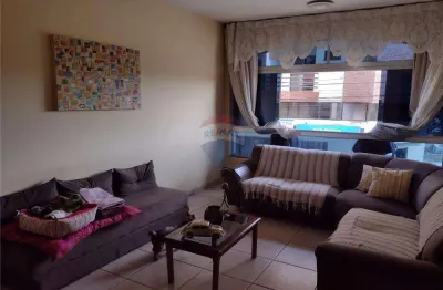 Casa com 2 quartos à venda no Centro, Conselheiro Lafaiete 