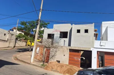 Casa com 3 quartos à venda no Santa Clara, Conselheiro Lafaiete 