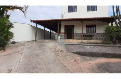 Casa maravilhosa á venda com piscina no bairro arcádia!