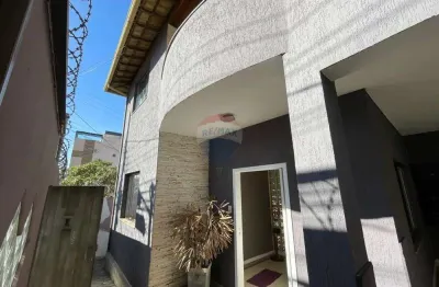 Casa com 4 quartos à venda no Albertina, Conselheiro Lafaiete 