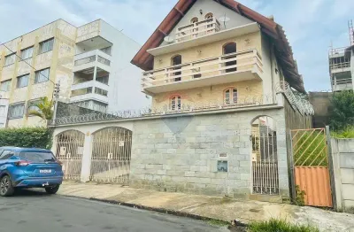 Casa encantadora no bairro angélica – conforto, elegância e qualidade de vida pertinho do centro de conselheiro lafaiete!