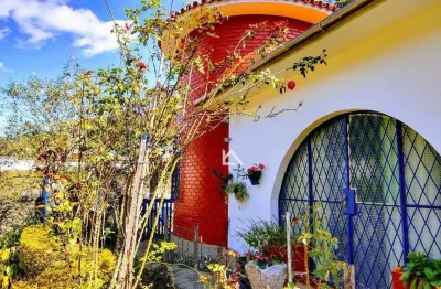 Casa com 3 dormitórios à venda, 200 m² por r$ 979.900 - albuquerque - teresópolis/rj