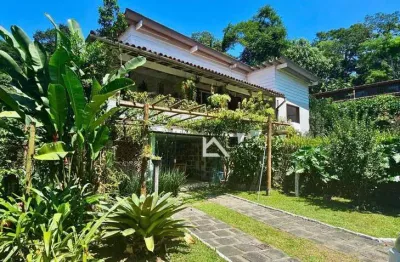 Casa com 3 dormitórios à venda, 320 m² por r$ 850.000,00 - guapimirim - guapimirim/rj