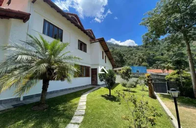 Casa com 7 dormitórios à venda, 282 m² por r$ 2.100.000 - parque do ingá - teresópolis/rj