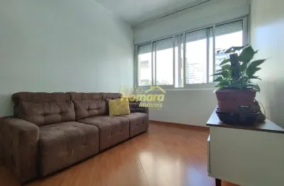 Apartamento reformado  e aconchegante com 75m² com 2 dorms - próximo ao metrô marechal!