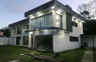 Casa à venda em são francisco arraial d'ajuda, 5 dormitórios, 3 suítes, 2 banheiros, por r$2.200.000.