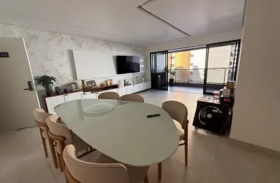 Apartamento de 3 quartos na área nobre de intermares