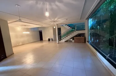 Casa maravilhosa no bessa com 6 quartos, sendo 4 suítes ! posição sul ! super ventilada