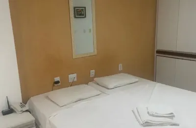 Ótimo Flat em Intermares ! A 120 metros do mar, todo mobiliado !