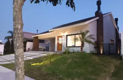 Casa em condomínio fechado com 3 quartos à venda no Laranjal, Pelotas 