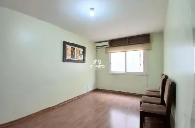 Apartamento com 3 quartos para alugar no Centro, Pelotas 