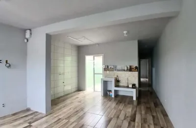 Linda casa pra alugar no bairro  areal -residencial vila brasil