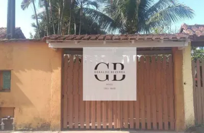 Casa com 3 dormitórios à venda, 1 m² por R$ 200.000,00 - Santa Terezinha - Itanhaém/SP