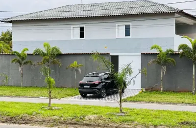 Casa à venda no Jardim Diplomata, Itanhaém 