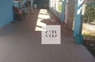 Casa com 2 dormitórios com quintal enorme r$ 300mil jussara - mongaguá/sp