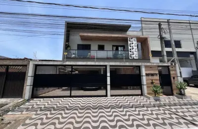 Casa à venda no Jardim Melvi, Praia Grande 