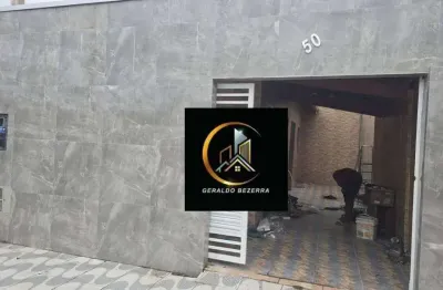 Casa à venda na Vila Mirim, Praia Grande 