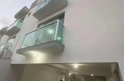 Casa com 3 quartos à venda no Cabral, Contagem 