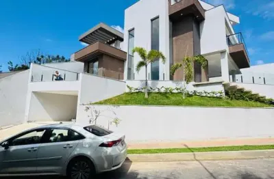 Casa em condomínio fechado com 4 quartos à venda na Chácara Cotia, Contagem 