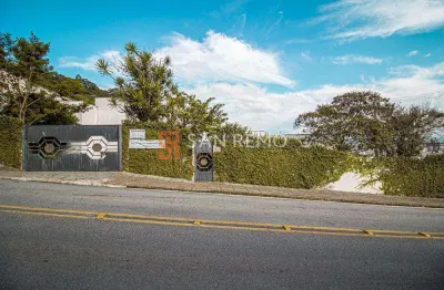 Casa em condomínio fechado com 6 quartos à venda na avenida do antão, 42, agronômica, florianópolis, 700 m2 por r$ 2.550.000
