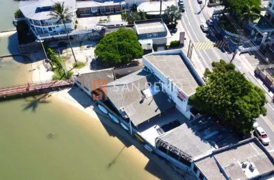 Casa com 3 quartos para alugar na rua desembargador pedro silva, 2041, coqueiros, florianópolis, 200 m2 por r$ 9.800