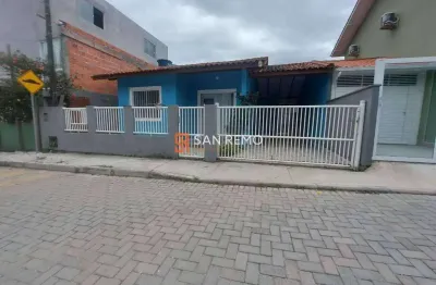 Casa com 2 quartos para alugar na servidão emília custódia vieira, 137, rio tavares, florianópolis, 76 m2 por r$ 4.500