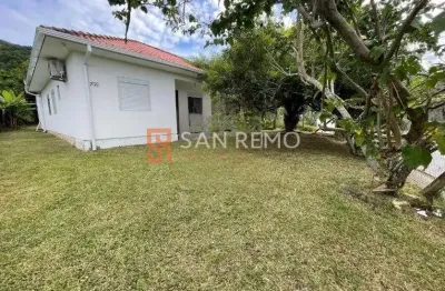 Casa com 3 quartos para alugar na Rua Sebastião Laurentino da Silva, 733, Córrego Grande, Florianópolis, 120 m2 por R$ 6.400
