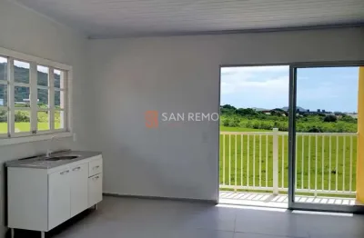 Casa com 1 quarto para alugar na Servidão Miguel José Vieira, 345, Rio Tavares, Florianópolis, 37 m2 por R$ 3.400