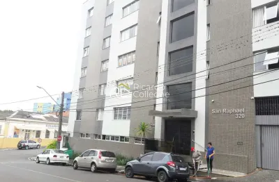 Apartamento padrão no centro, face norte, 150m2, 03 quartos, 02 vagas.