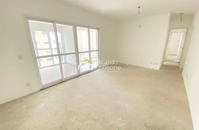 Apartamento novo, 113m2, 03 quartos, 01  suíte, 02 vagas de garagem.