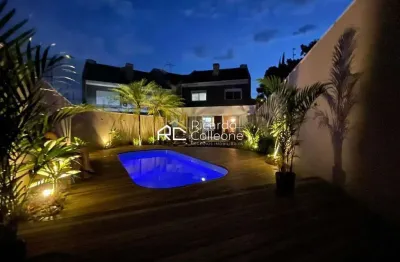 Casa triplex alto padrão no bairro ecoville – 247m² privativos