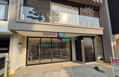 Casa com 3 quartos, 2 vagas e terraço em condomínio no pilarzinho