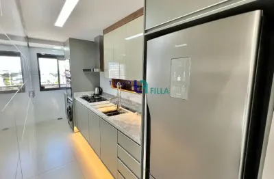 Lindo apartamento recém mobiliado , com 3 quartos e sacada, recém mobiliado