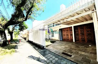 Ampla casa à venda no bairro mercês / comercial ou residencial