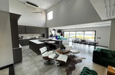 Casa incrível próximo ao parque barigui. recém construída no bairro santo inácio