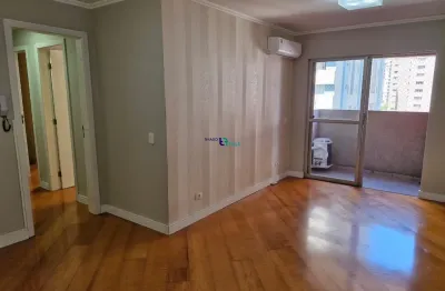 Apartamento com 3 quartos, sacada com churrasqueira no bigorrilho